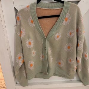 Green Daisy cardigan super cute for spring